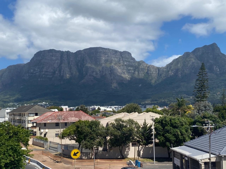 2 Bedroom Property for Sale in Claremont Western Cape